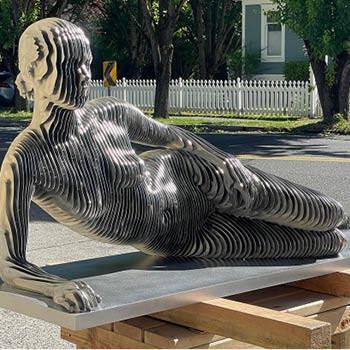 Reclining woman large 350x350